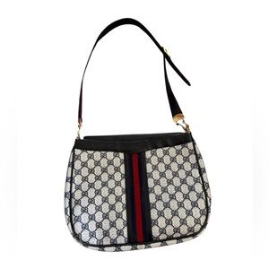 Gucci Vintage GG Canvas Messenger Bag